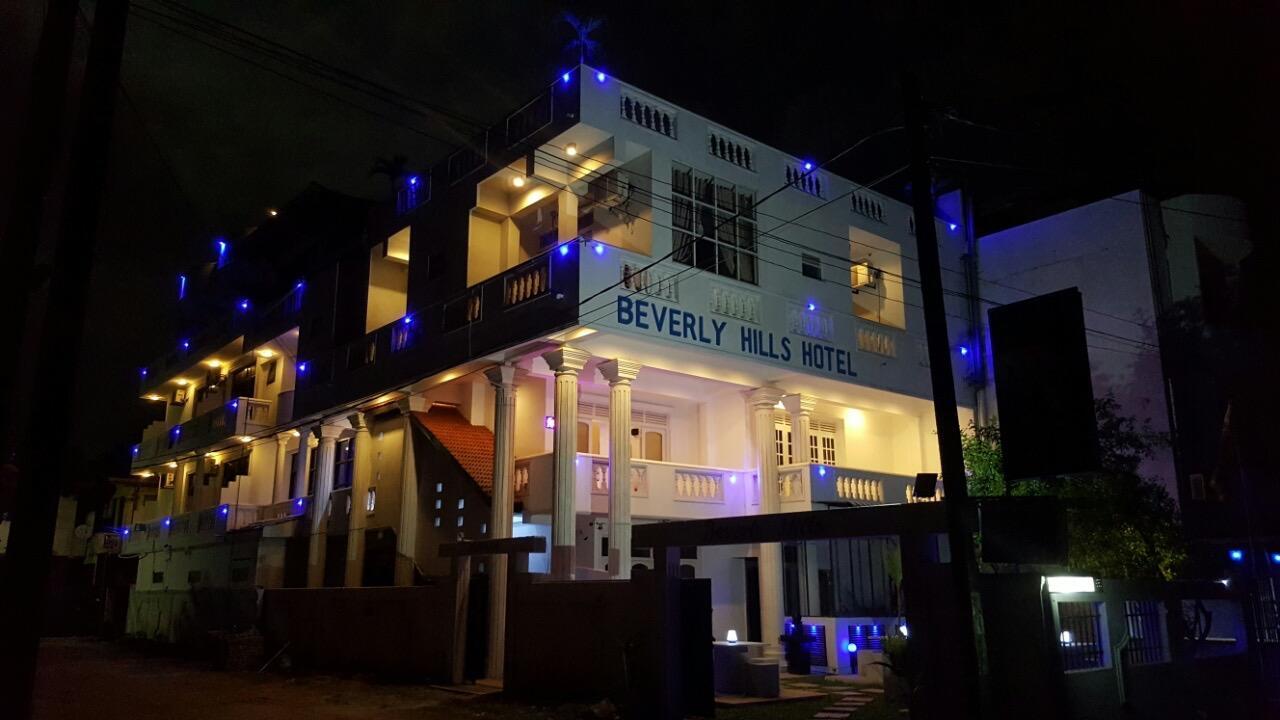 Beverly Hills Hotel Dehiwala-Mount Lavinia Dış mekan fotoğraf